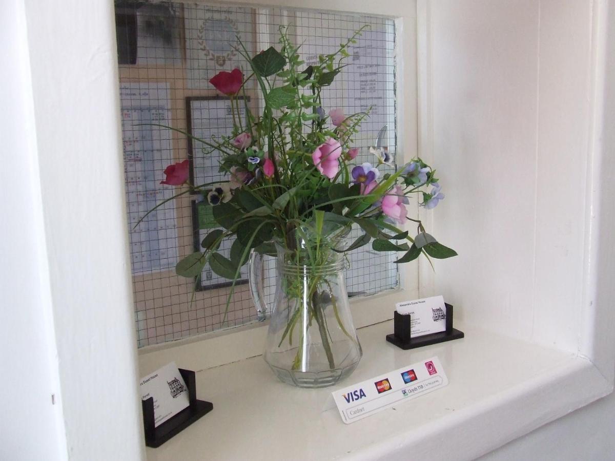 Alexandra Guest House Hemel Hempstead Buitenkant foto