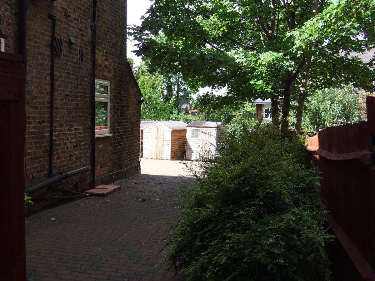 Alexandra Guest House Hemel Hempstead Buitenkant foto