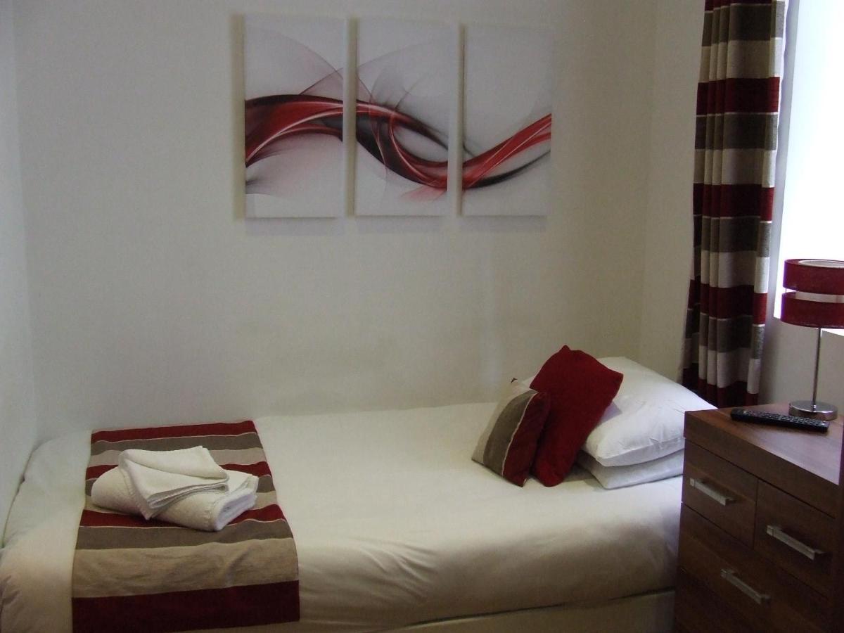 Alexandra Guest House Hemel Hempstead Buitenkant foto