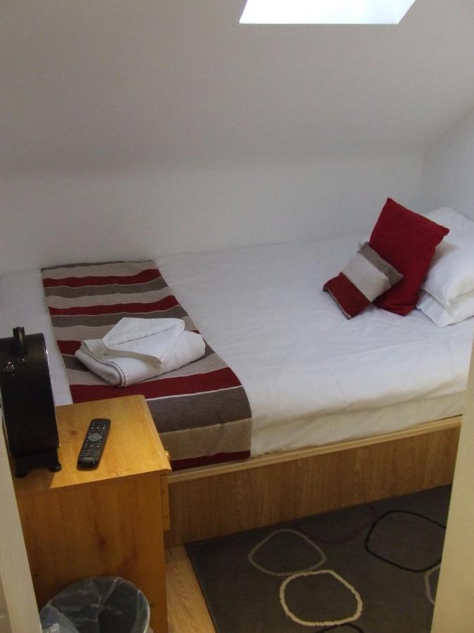 Alexandra Guest House Hemel Hempstead Buitenkant foto
