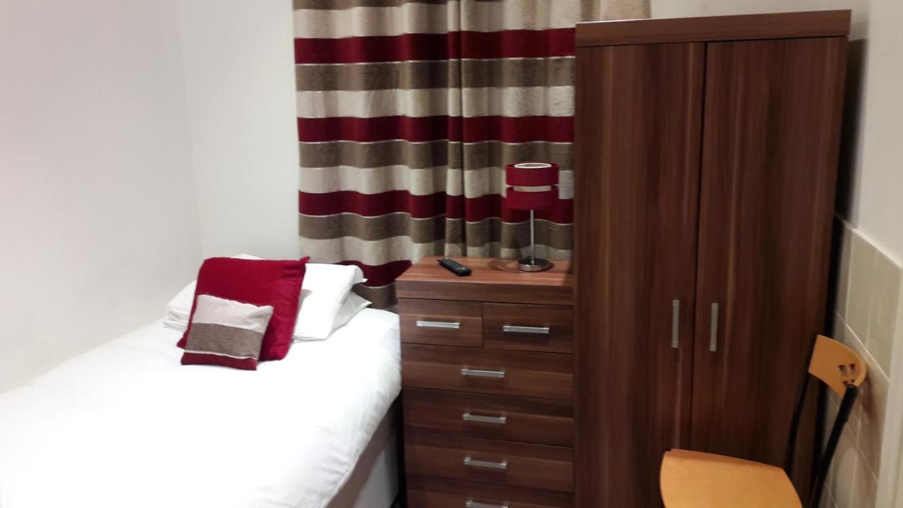 Alexandra Guest House Hemel Hempstead Buitenkant foto