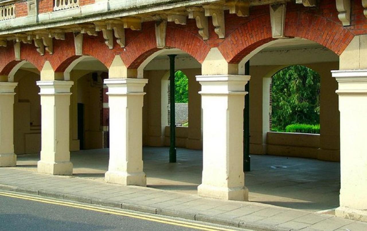 Alexandra Guest House Hemel Hempstead Buitenkant foto