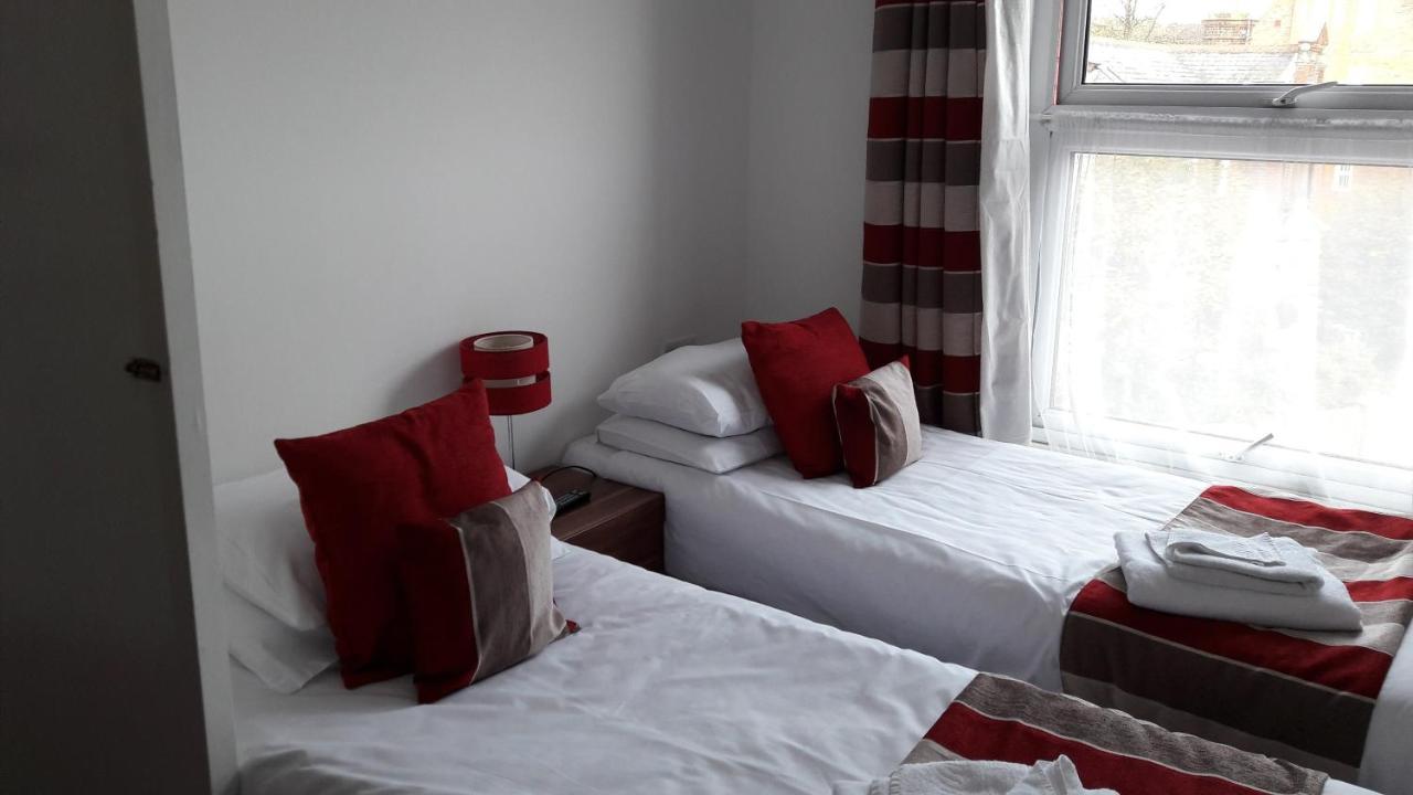 Alexandra Guest House Hemel Hempstead Buitenkant foto